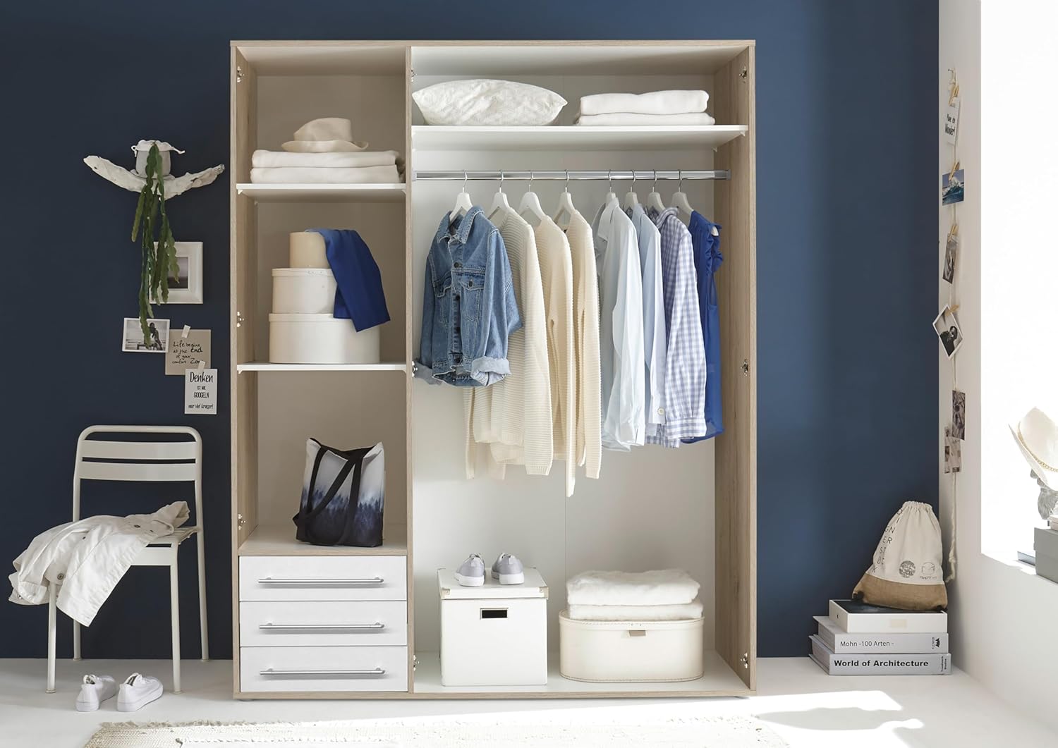 Stella Trading LYSS Kleiderschrank weiß mit Schubladen - Vielseitiger Schlafzimmerschrank 3-türig in Weiß, Eiche San Remo Nachbildung - 155x 194 x 58 cm (B/H/T)