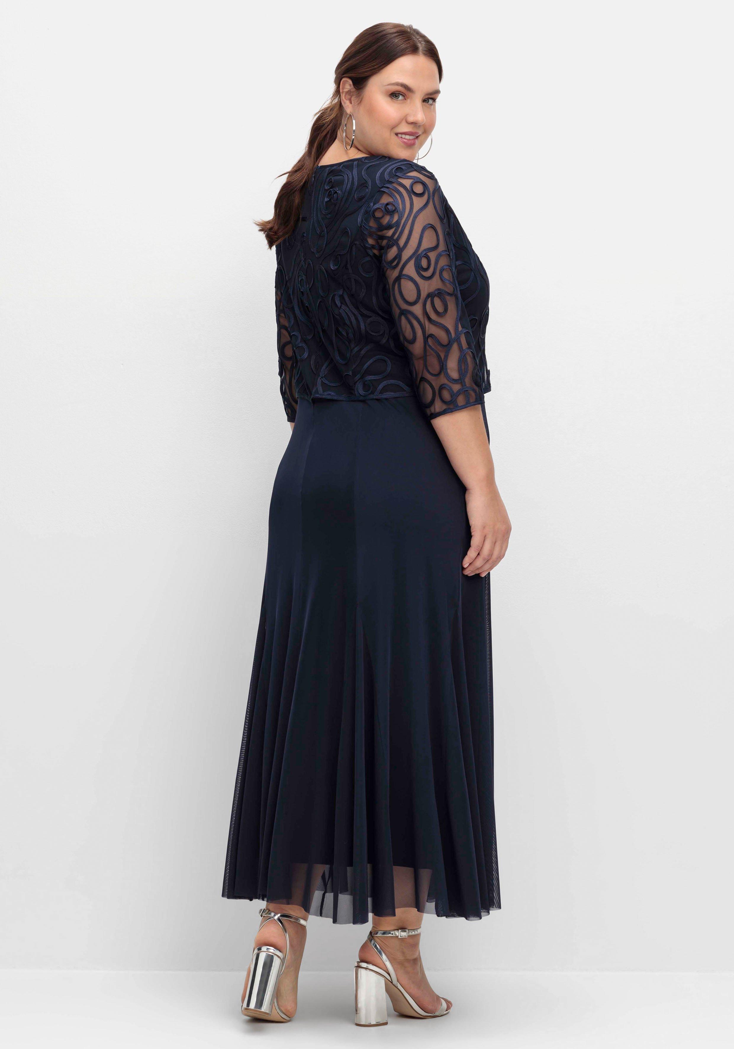 Abendkleid aus Mesh, mit Zierborten
