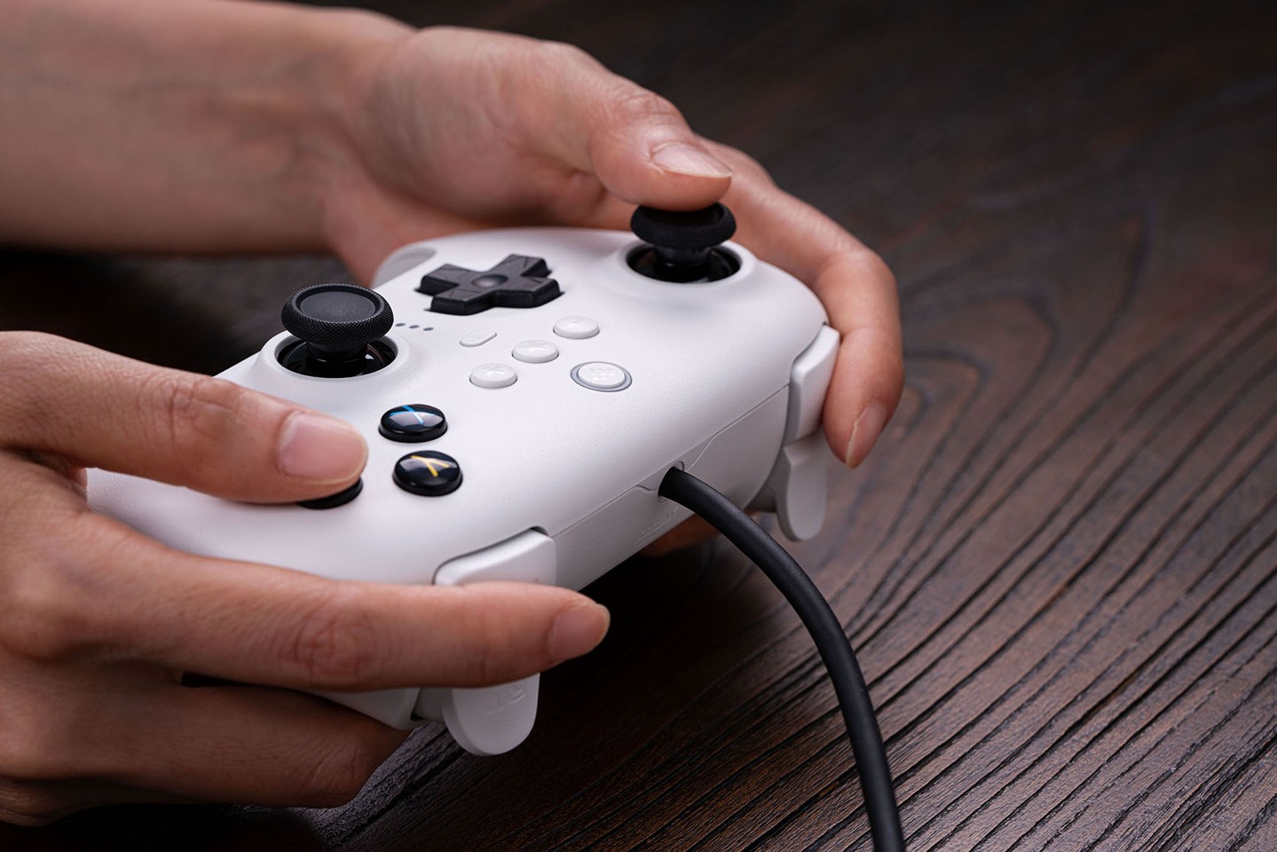 8BitDo Ultimate Controller Wired - White