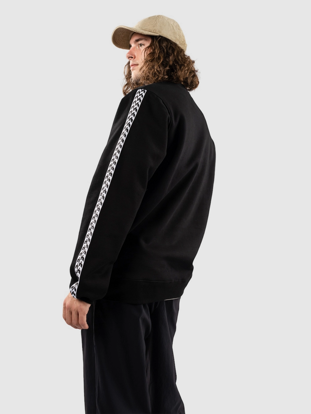 Lurking Class Burnouts Race Sweater black
