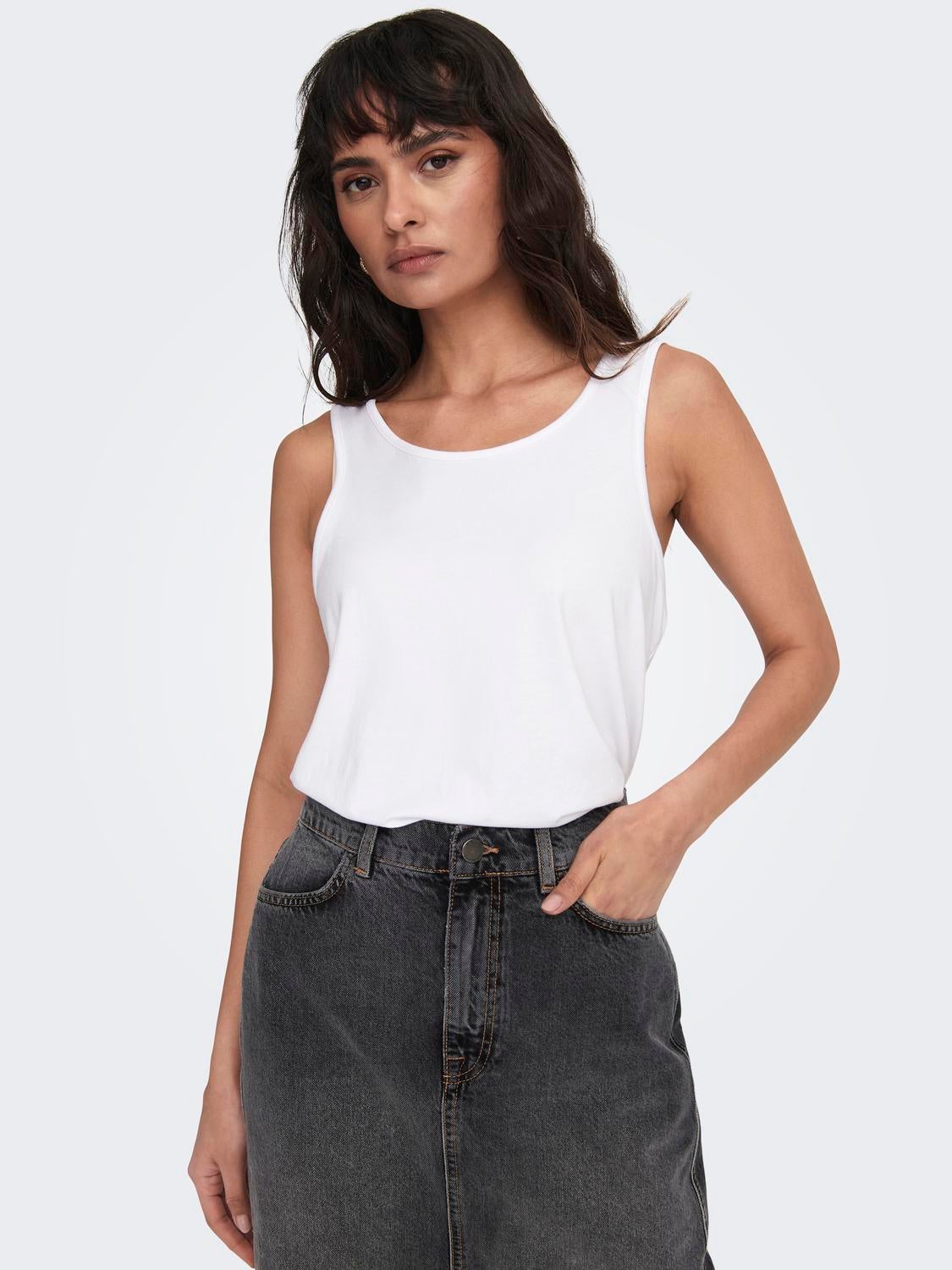 ONLMOSTER Top White