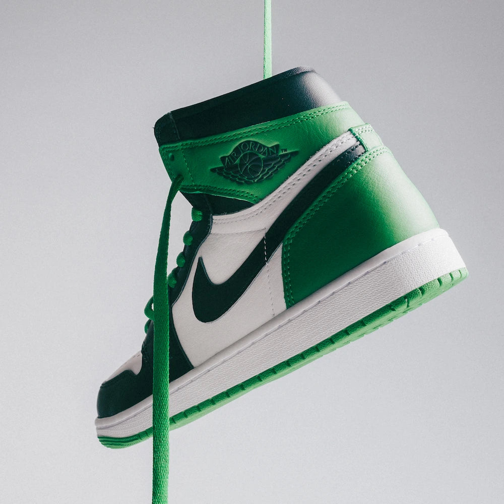 Air Jordan 1 Retro High OG Lucky Green - 48h Delivery