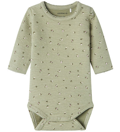 Name It Body L/æ - NbfTusia - Tee m. Blumen