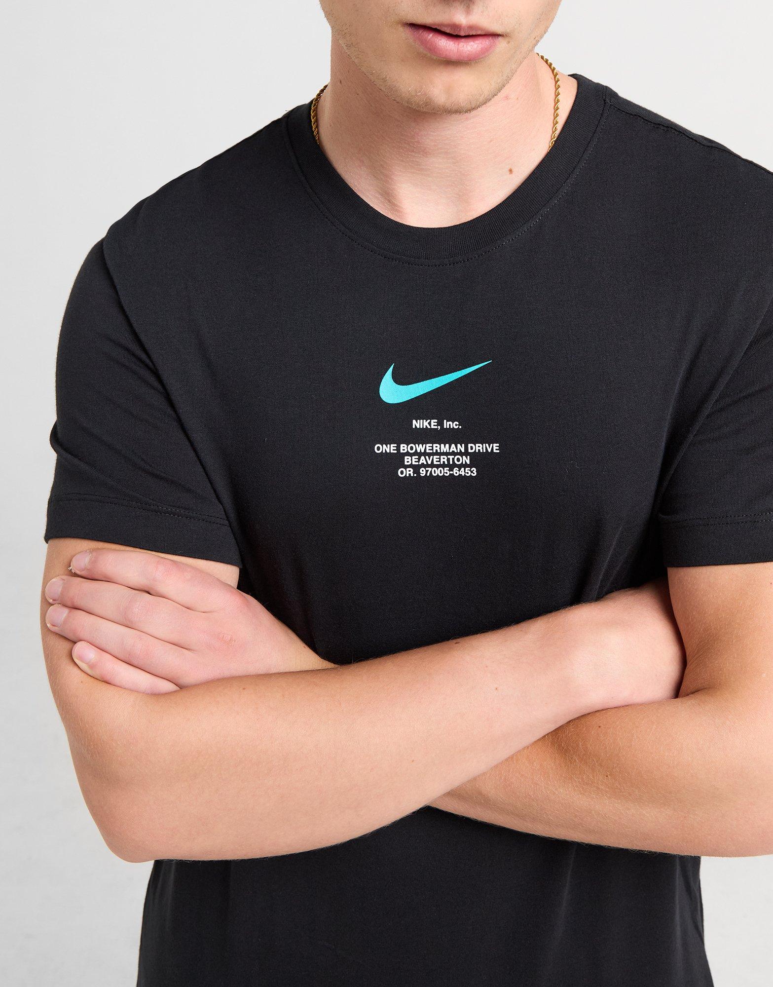 Nike T-Shirt Swoosh
