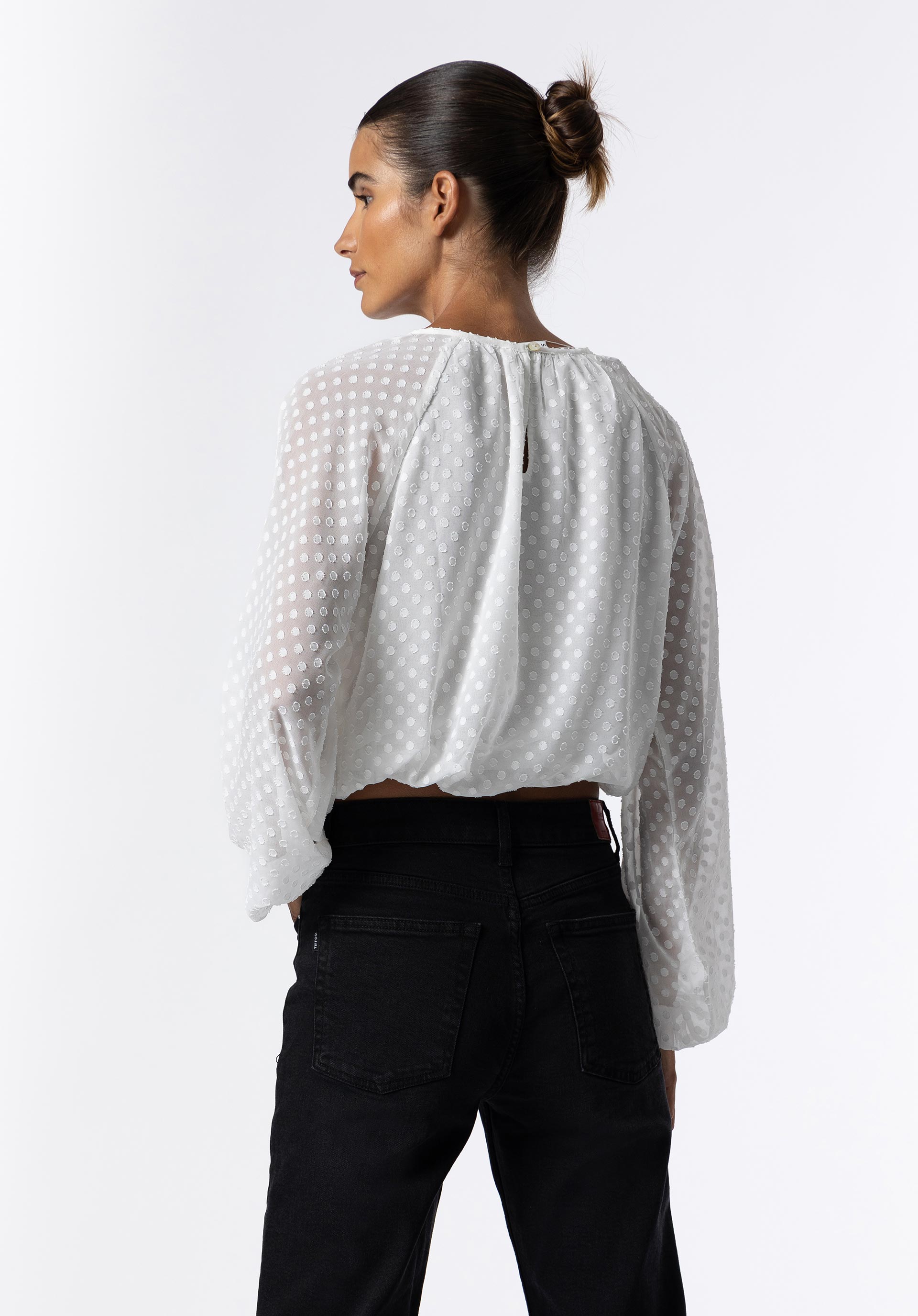 Blusa com Mangas Abalonadas Efeito Dobby