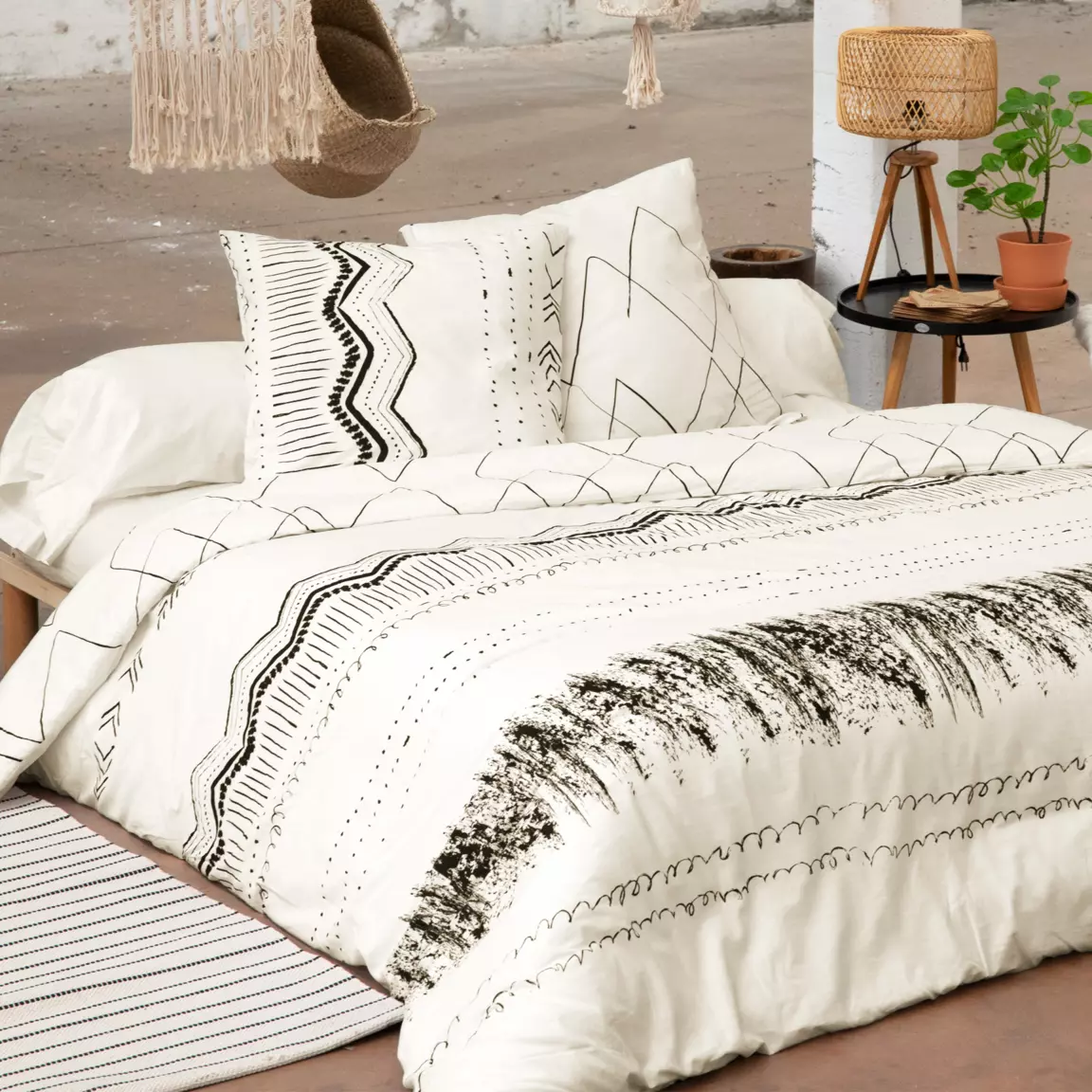 Housse de couette et deux taies coton (260 x 240 cm) Berbère Noire
