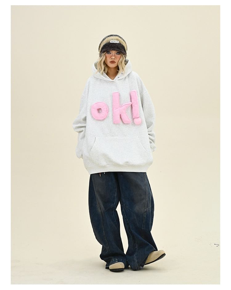 Iduna - Oversized hoodie met letters