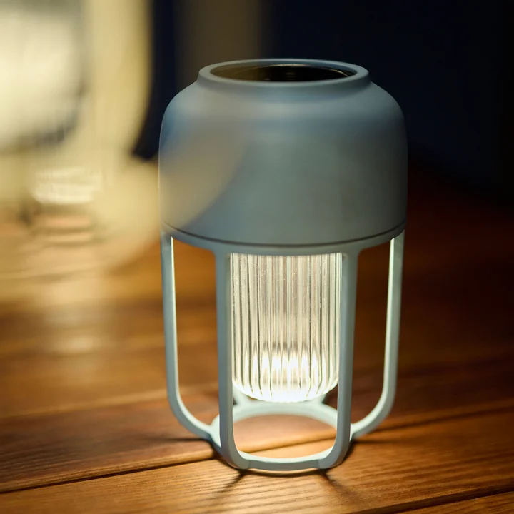 HOUE - Light No1 LED Solar-Akkuleuchte, eisblau