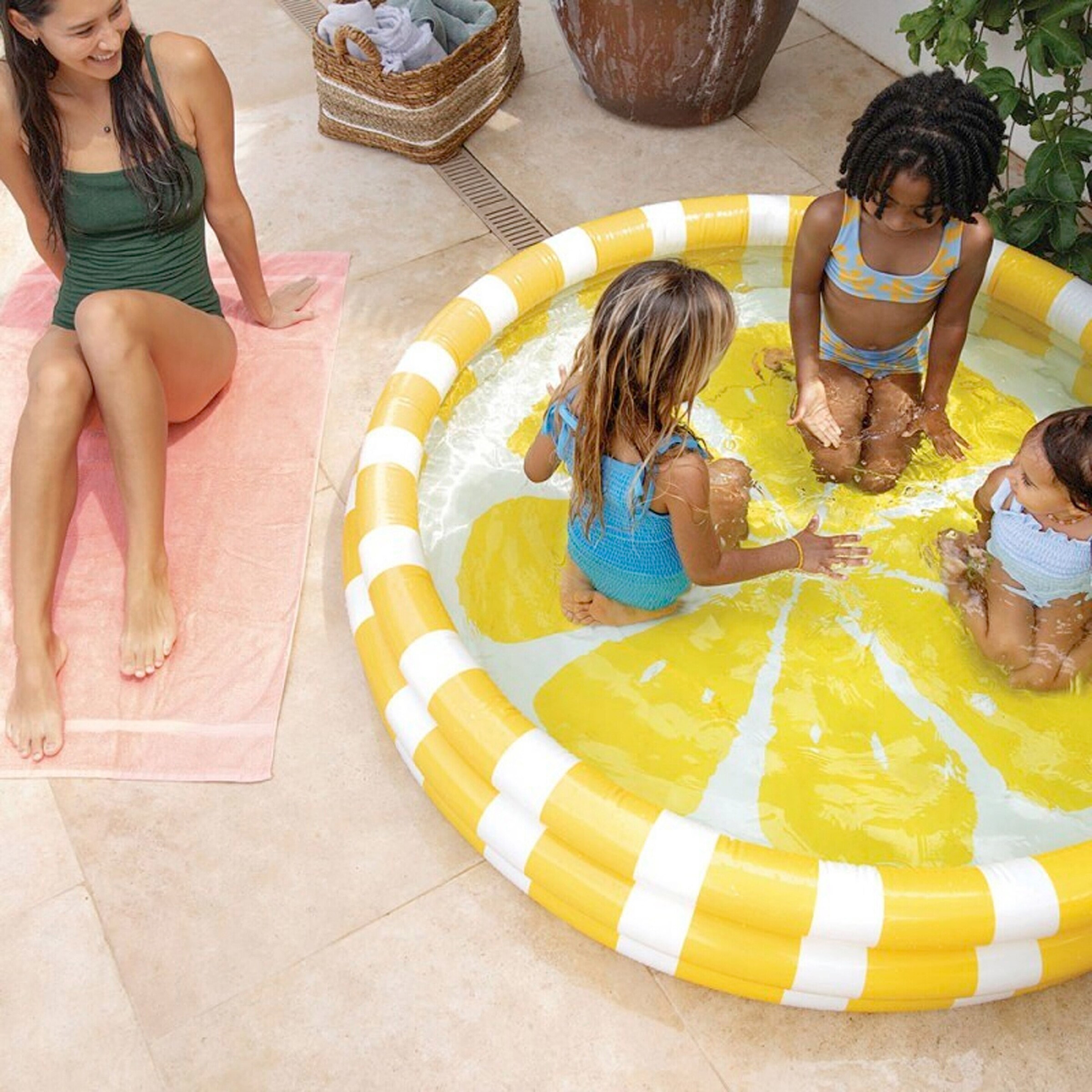 Intex Pool Lemon