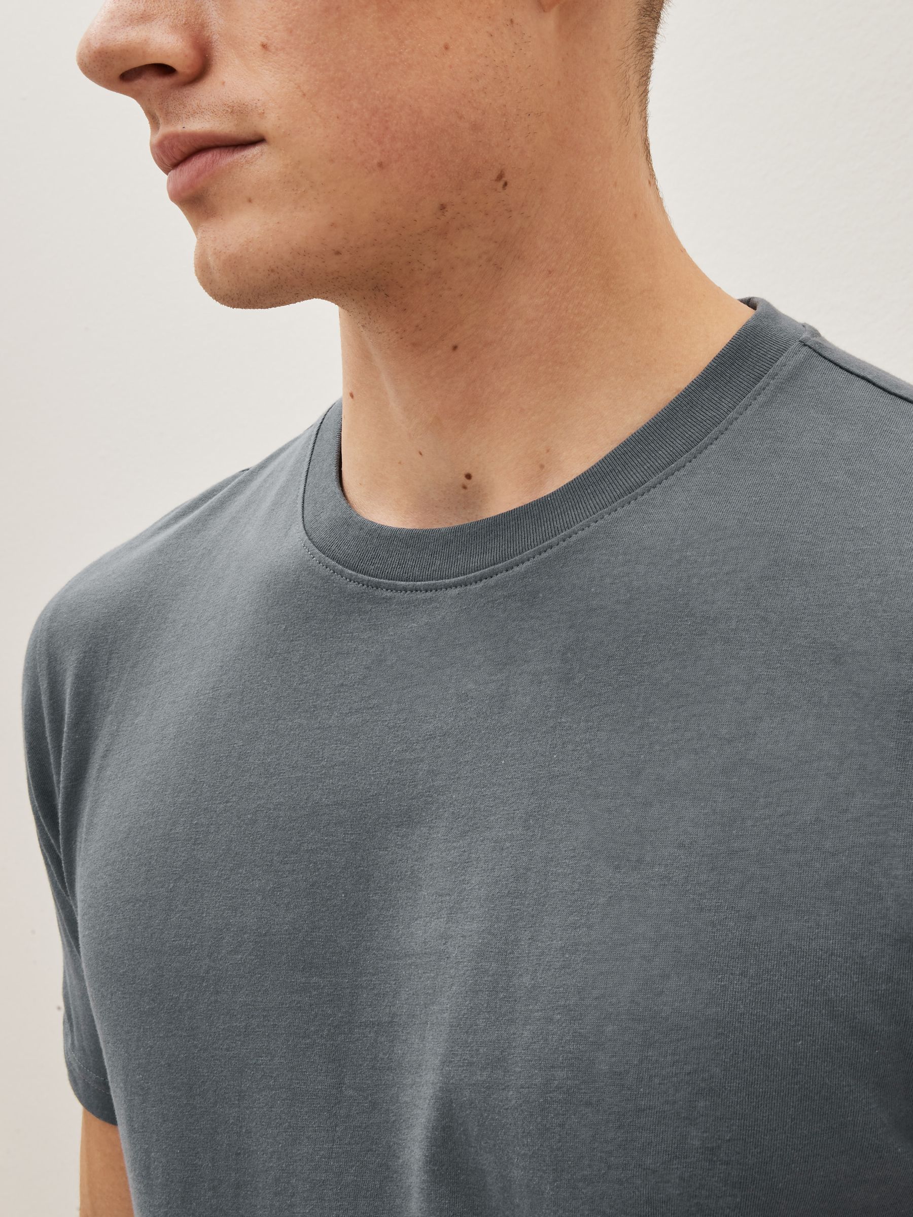Zwart/leisteen/grijs gemêleerd/wit/marineblauw/blauw - Slim Fit - Essential katoenen T-shirts verpakking van 6