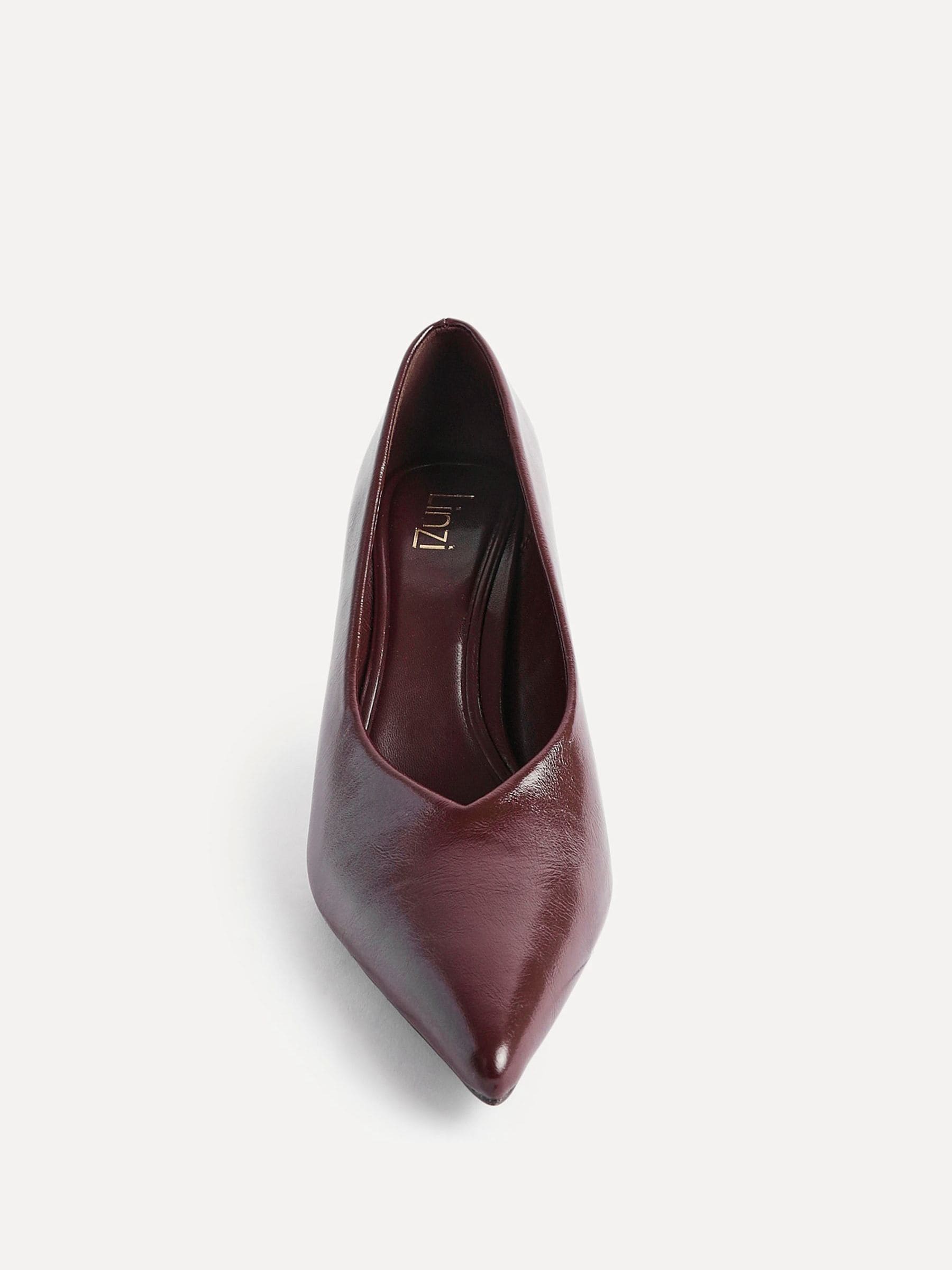 Bruin - Linzi Bellamy V-Shaped Closed Toe Court Heels