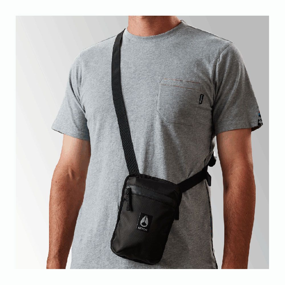 Nixon DAYTRIPPIN' 9L - Sac À bandoulière black