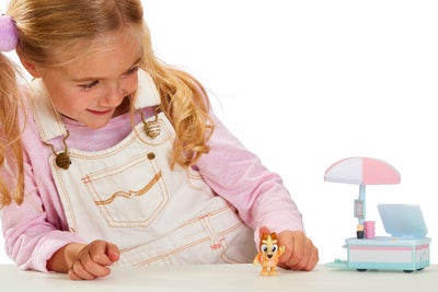 Bluey Iskremvogn Lekesett med Bingo-figur
