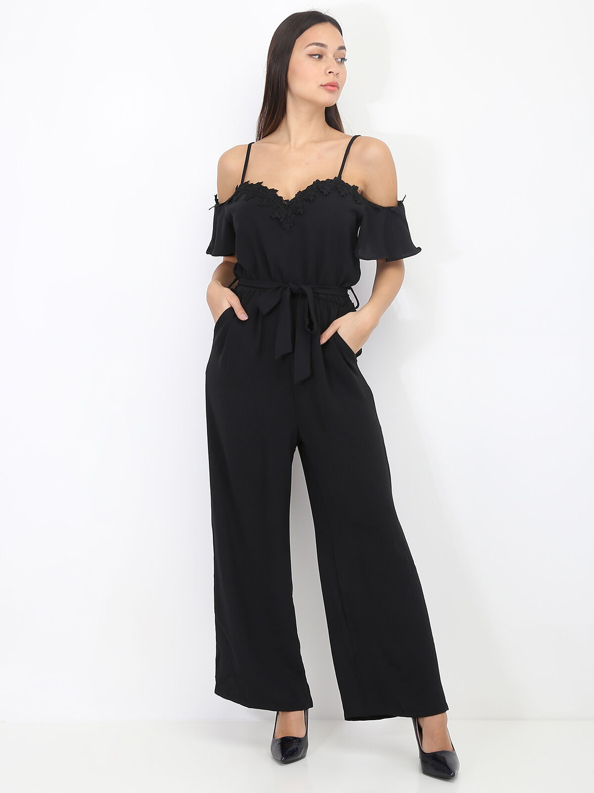 Combinaison ceinturée avec détail broderie- Noir