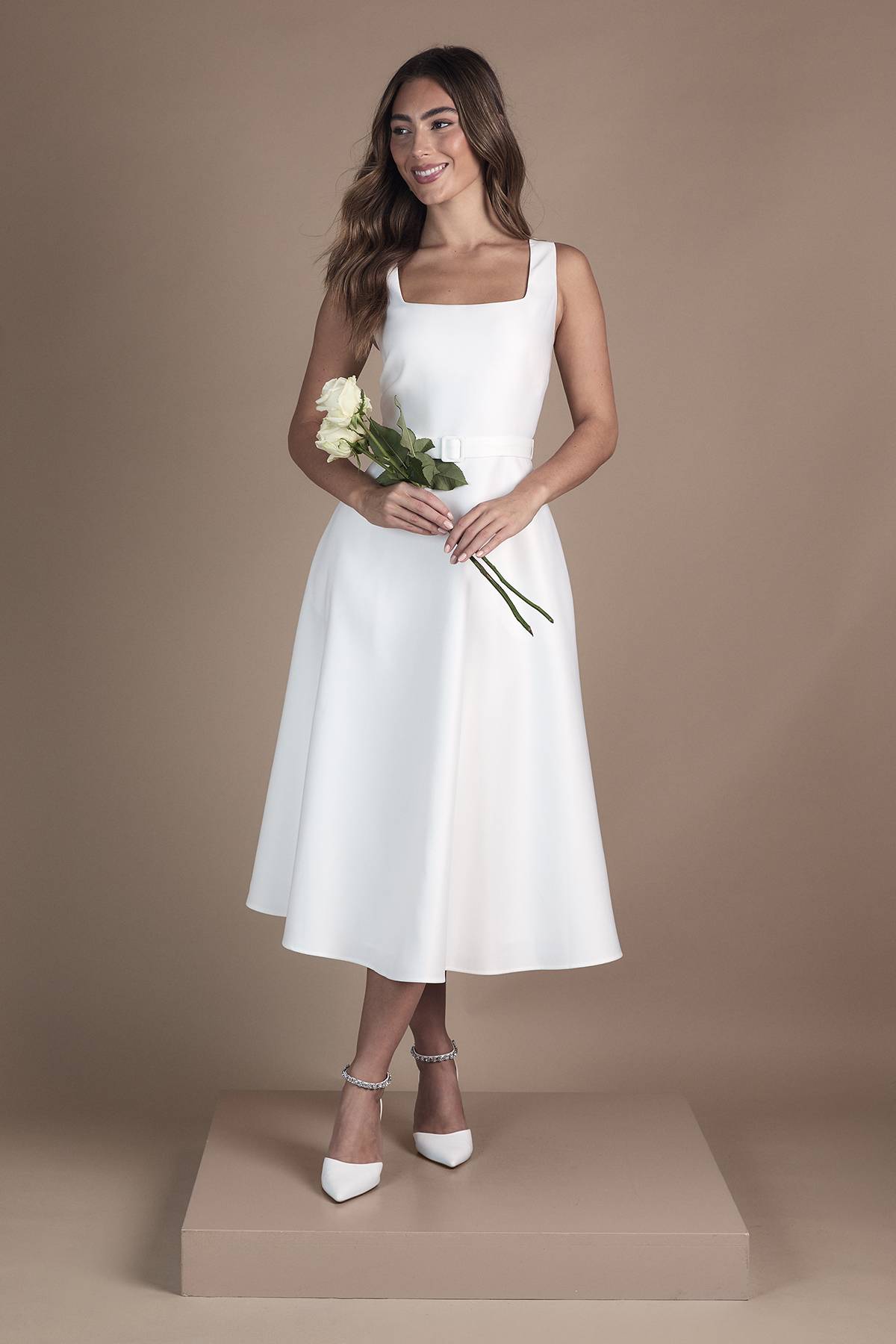 Coast Robe de Mariée Mi-Longue en Sergé avec Ceinture