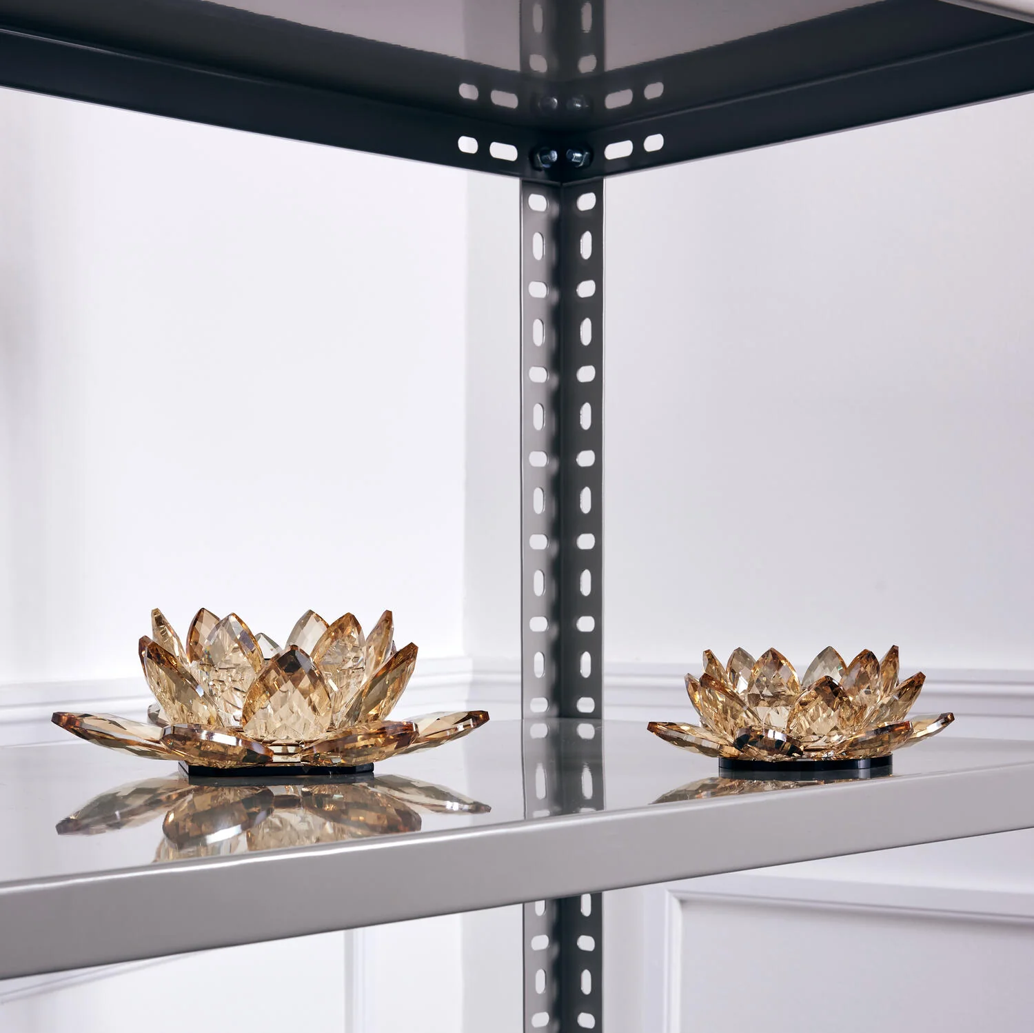 Margit Brandt  Lotus Votive fyrfadsstage, lille  - Amber