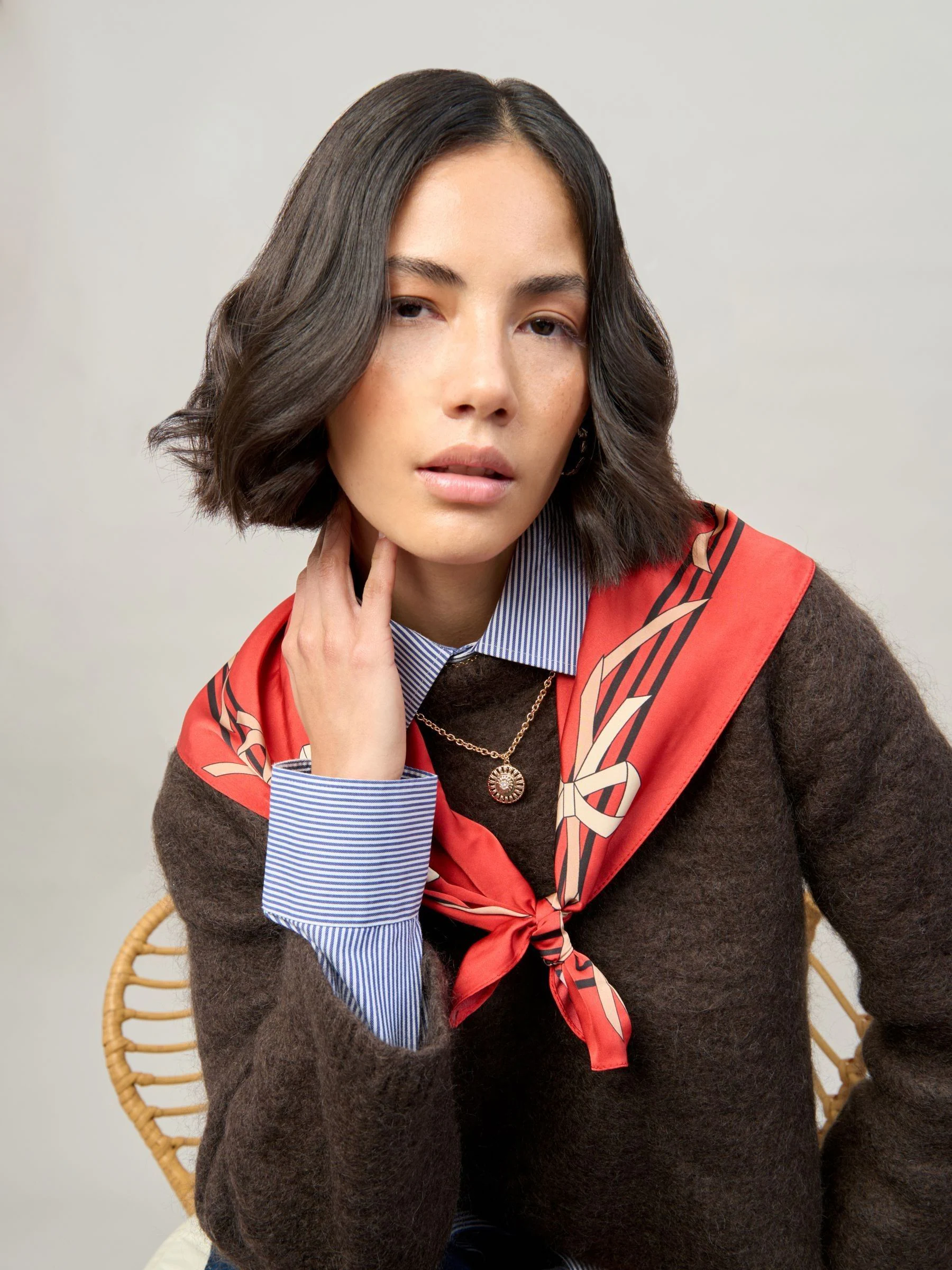 Aela Red Bow Scarf