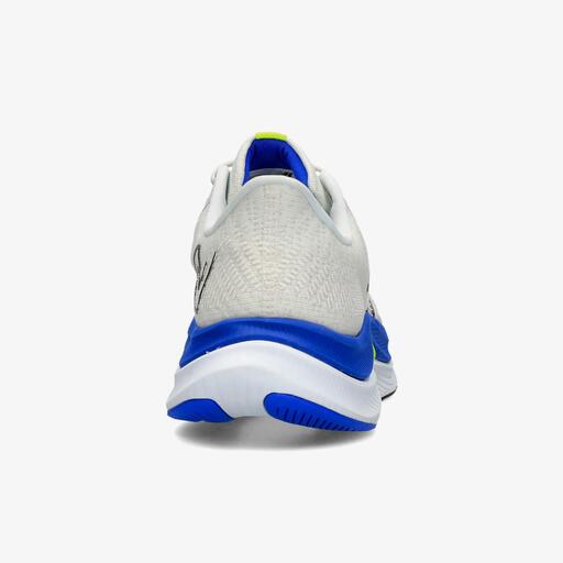 New Balance Propel V4