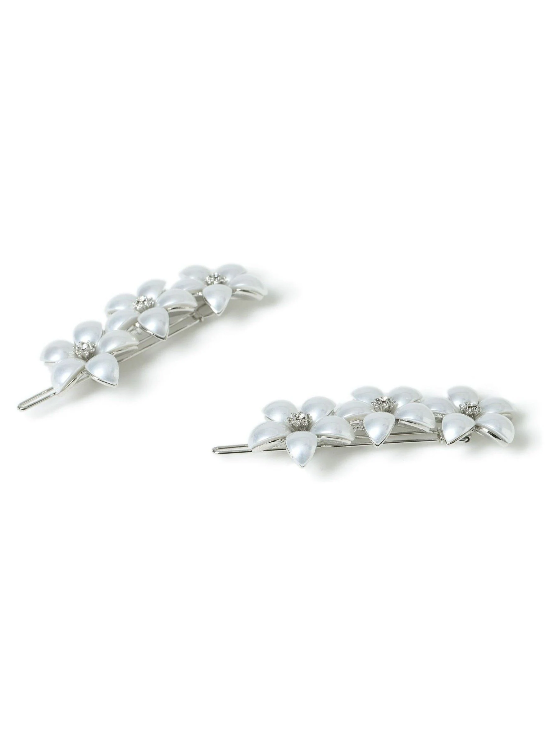 Aela Silver Tone Flower Pearl Effect Hair Clips