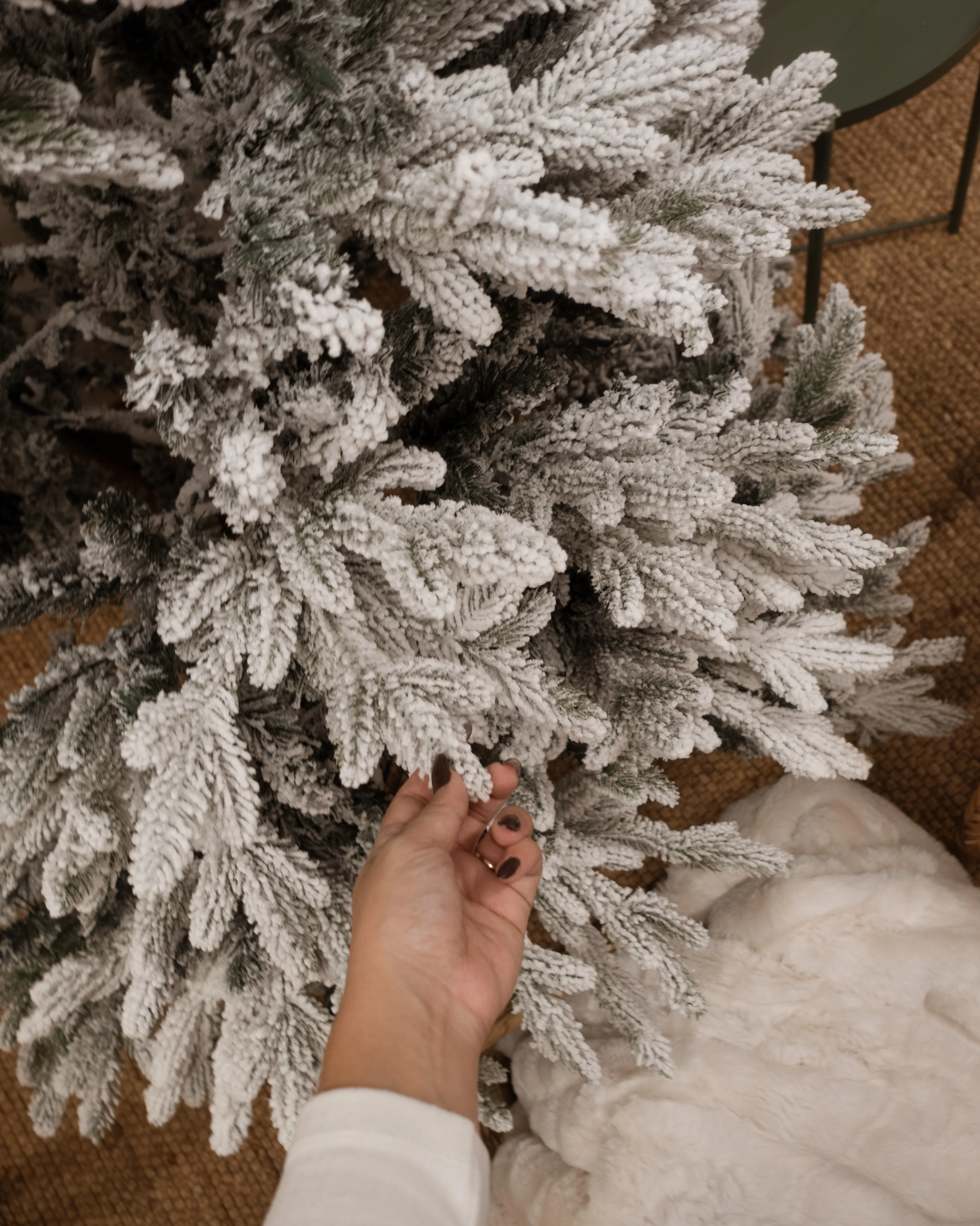 Besneeuwde kunstkerstboom FORAKER 180 cm Wit