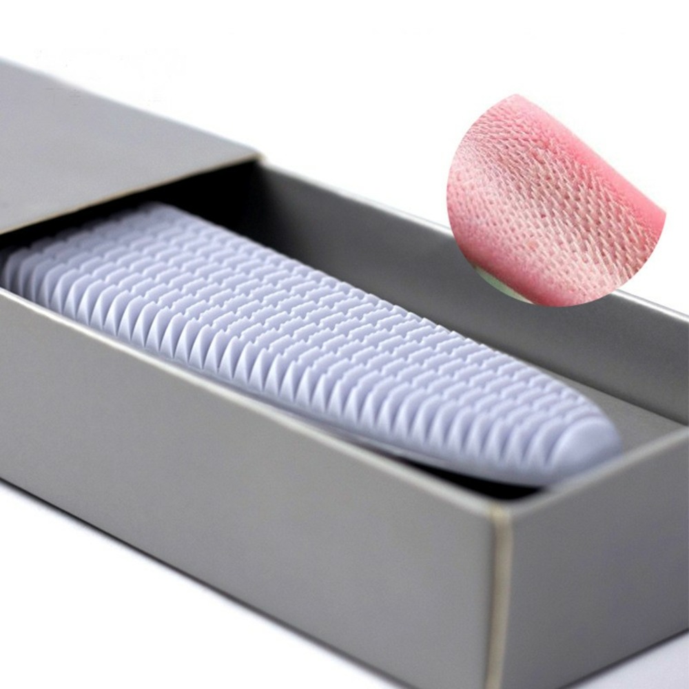 Peigne ergonomique pour chat rose