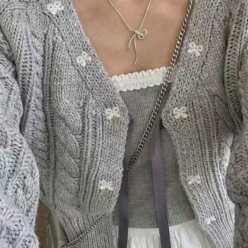 Angel Shine - Gebreid vest met V-hals en strikborduursel