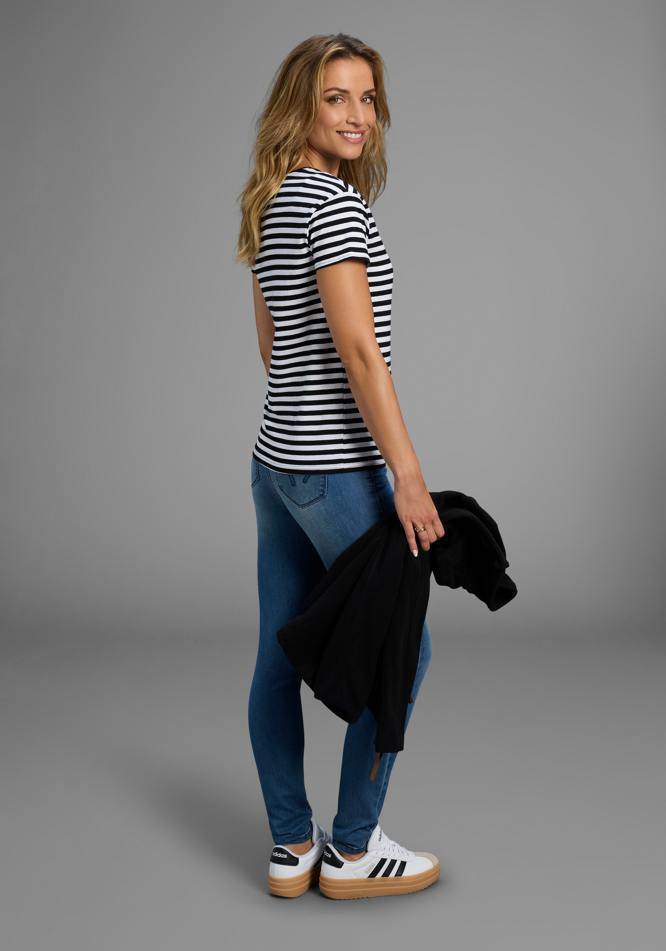 Arizona Skinny-fit-Jeans »Shaping«, skinny Passform,  normale Leibhöhe,  in Stretch-Qualität,  Used-Look