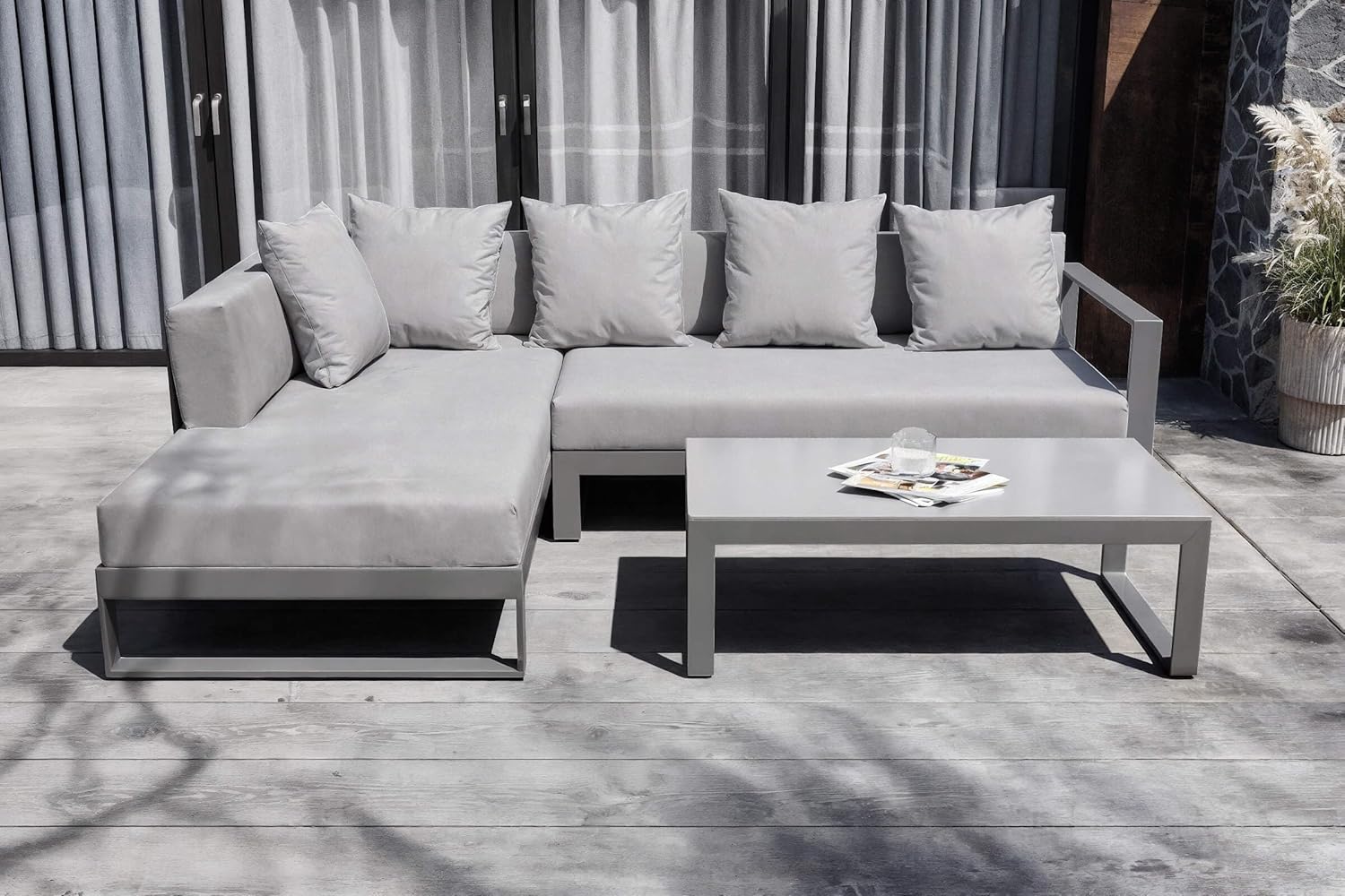 OUTFLEXX Willis Loungemöbel, grau, Aluminium, 5 Personen, Tisch 110x60x36 cm, Tischplatte aus Glas