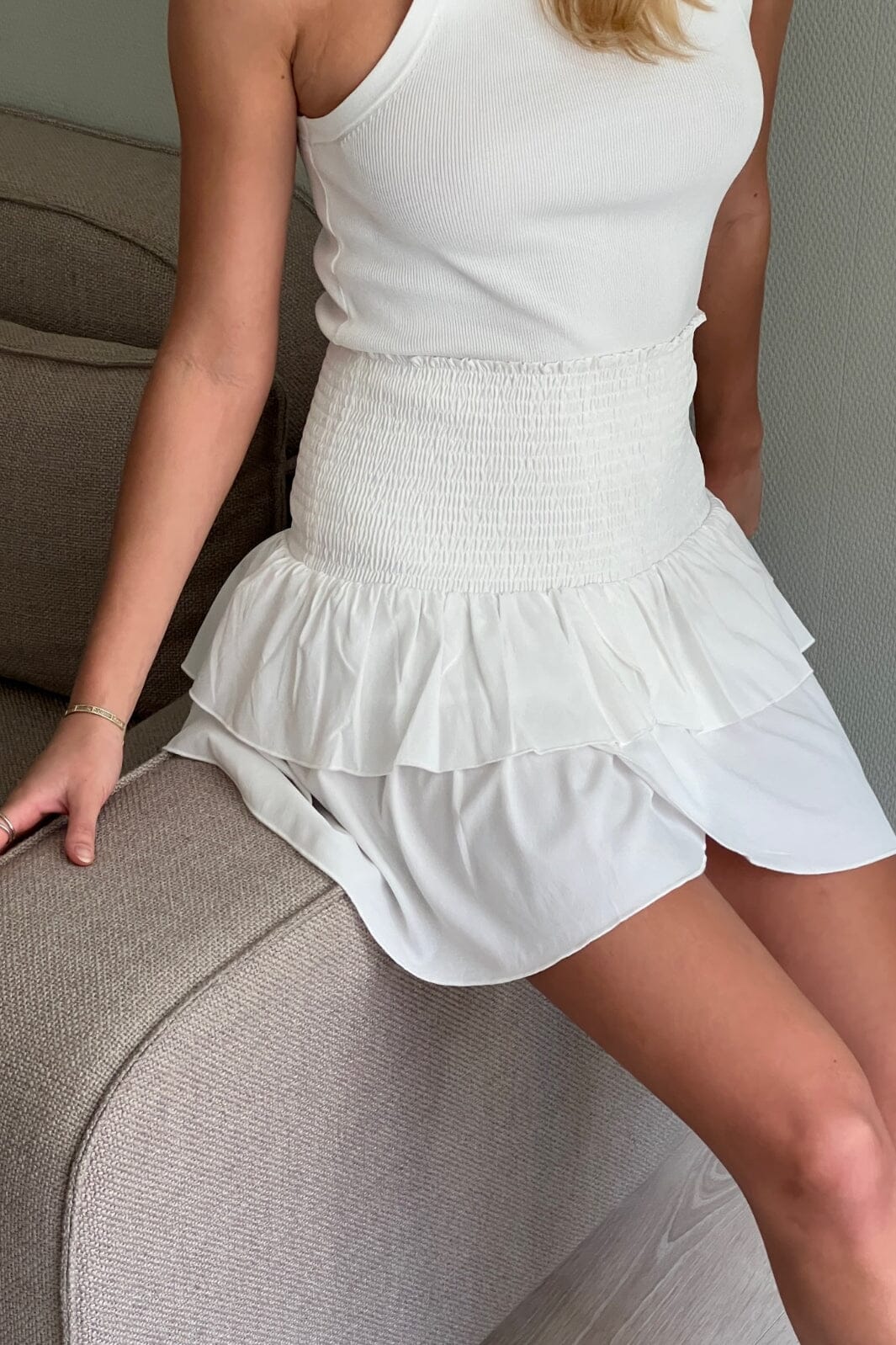 Neo Noir Carin R Skirt white