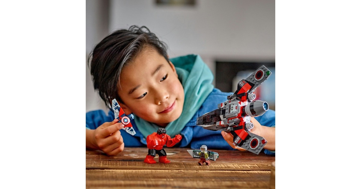 LEGOMarvel - Captain America vs. Rode Hulk duel Constructiespeelgoed  (76292)