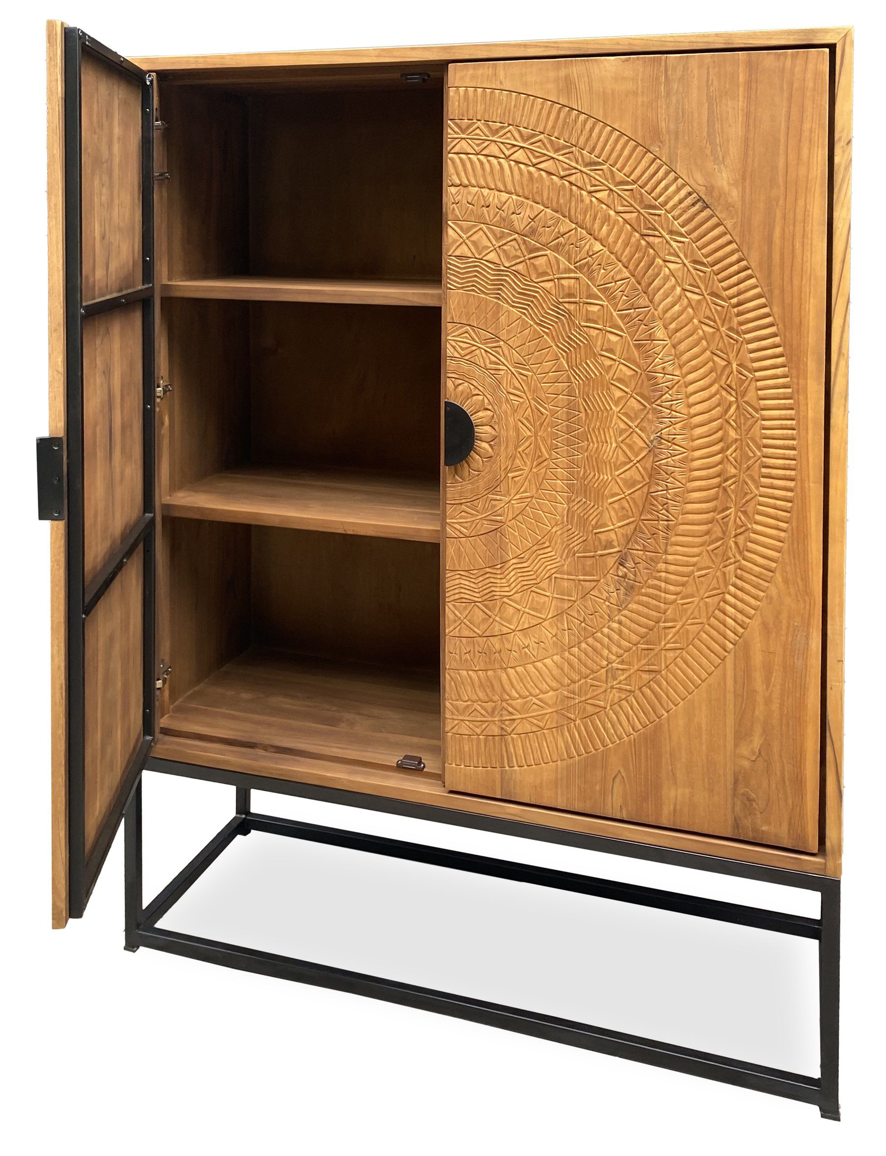 Bergkast Carved Cabinet B140 x D40 x H180 cm