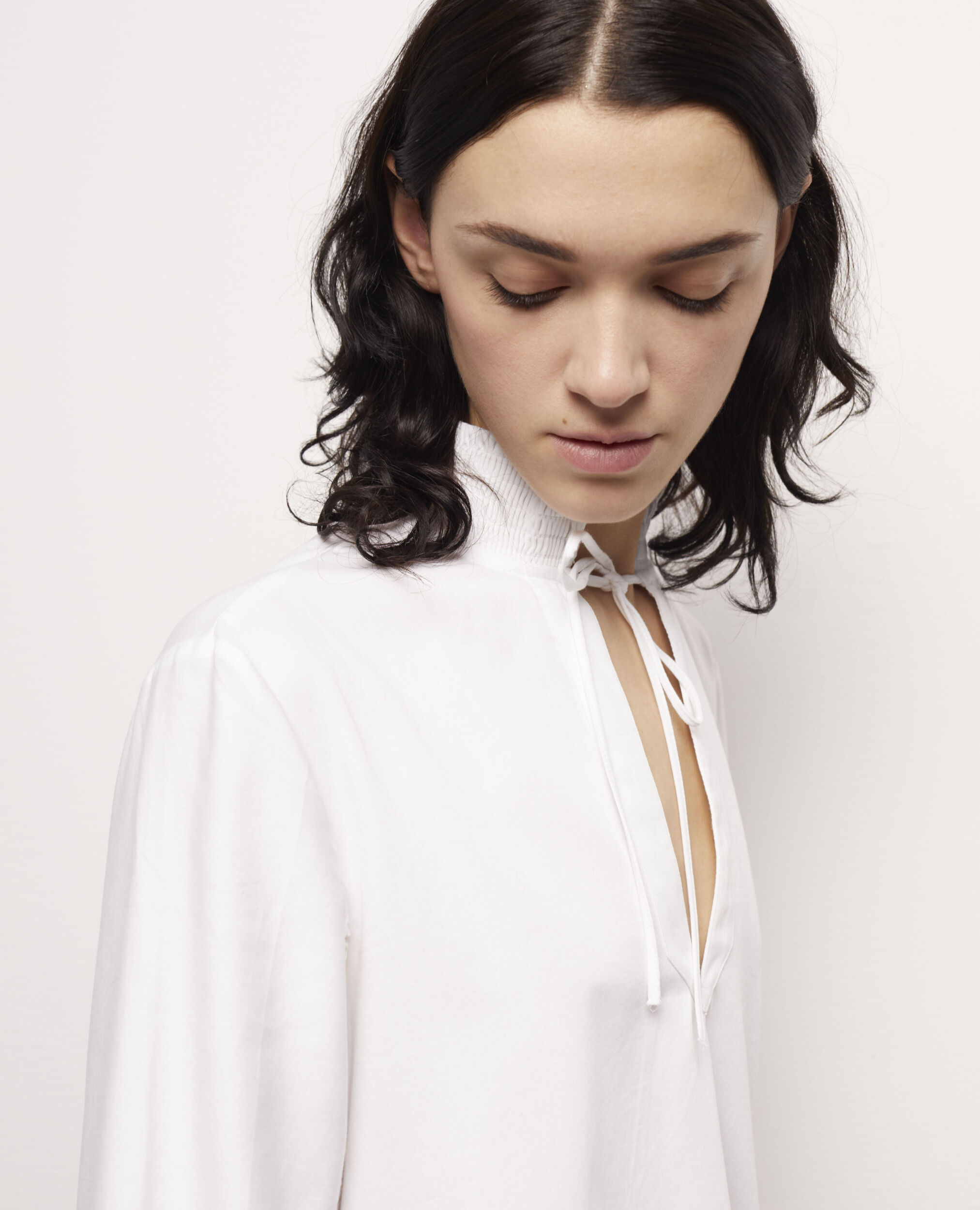 Blouse blanche avec broderie Anglaise