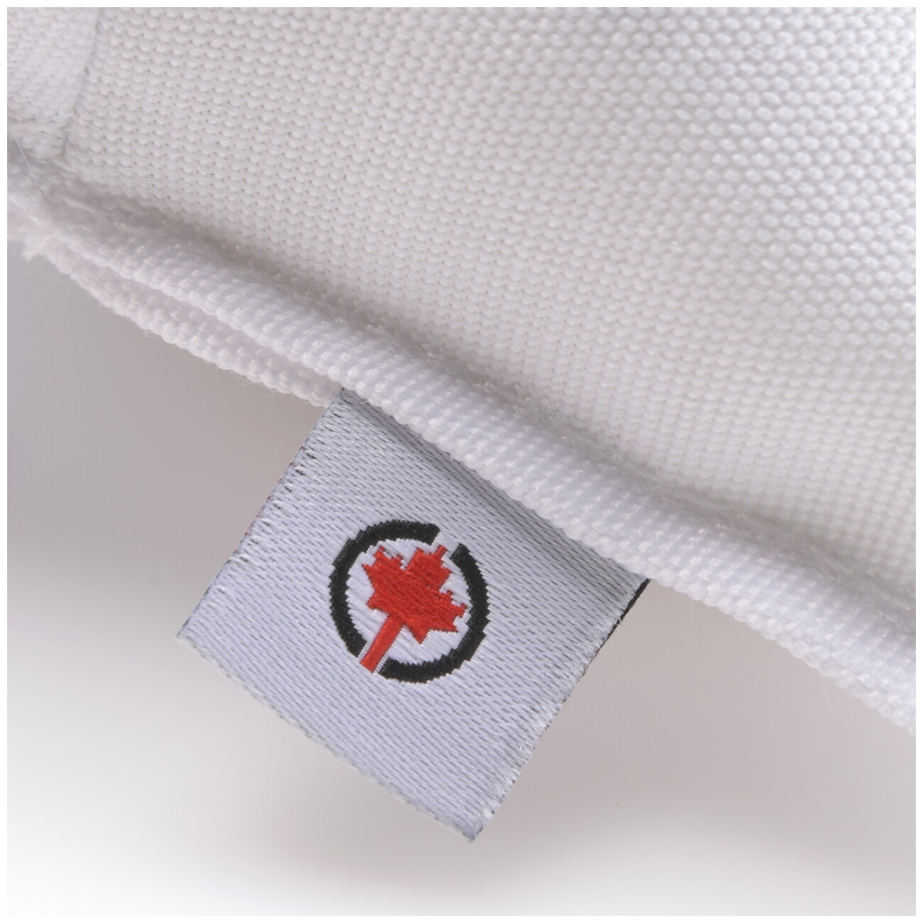 Canadian Cat Company Catnipspielzeug 6x Schmusepyramide Nordic Flower