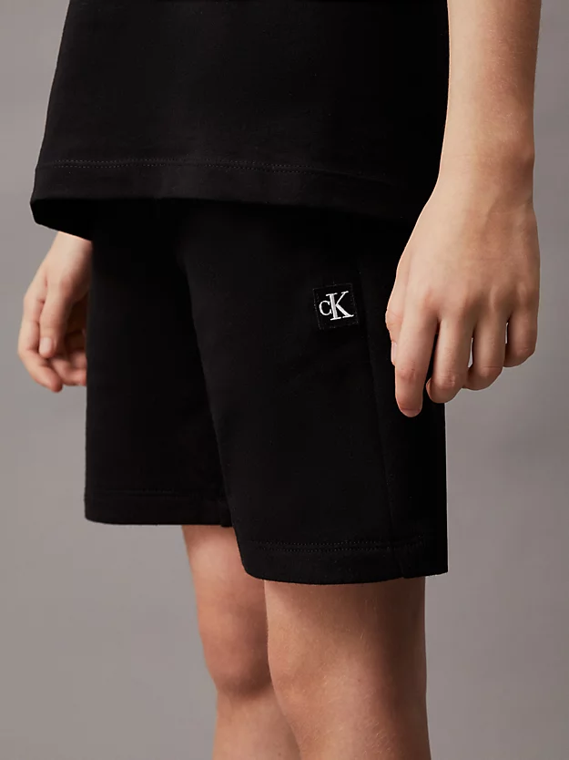 Conjunto infantil de camiseta e shorts