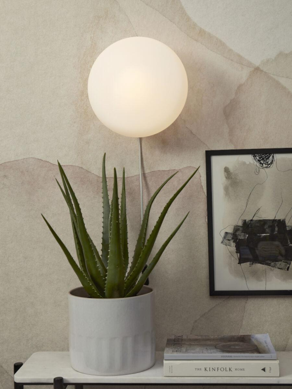 It's about Romi Sapporo wandlamp small Ø28 zand/wit
