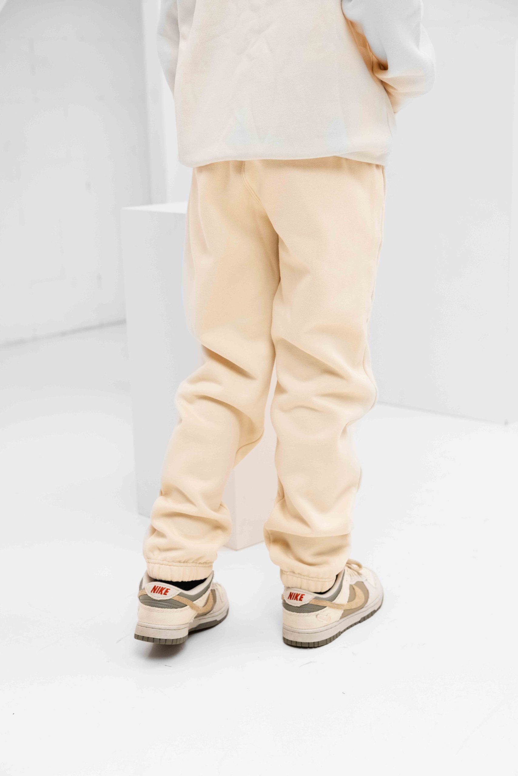 Cou7ure Essentials Basic Curve Trainingspak Kids Beige