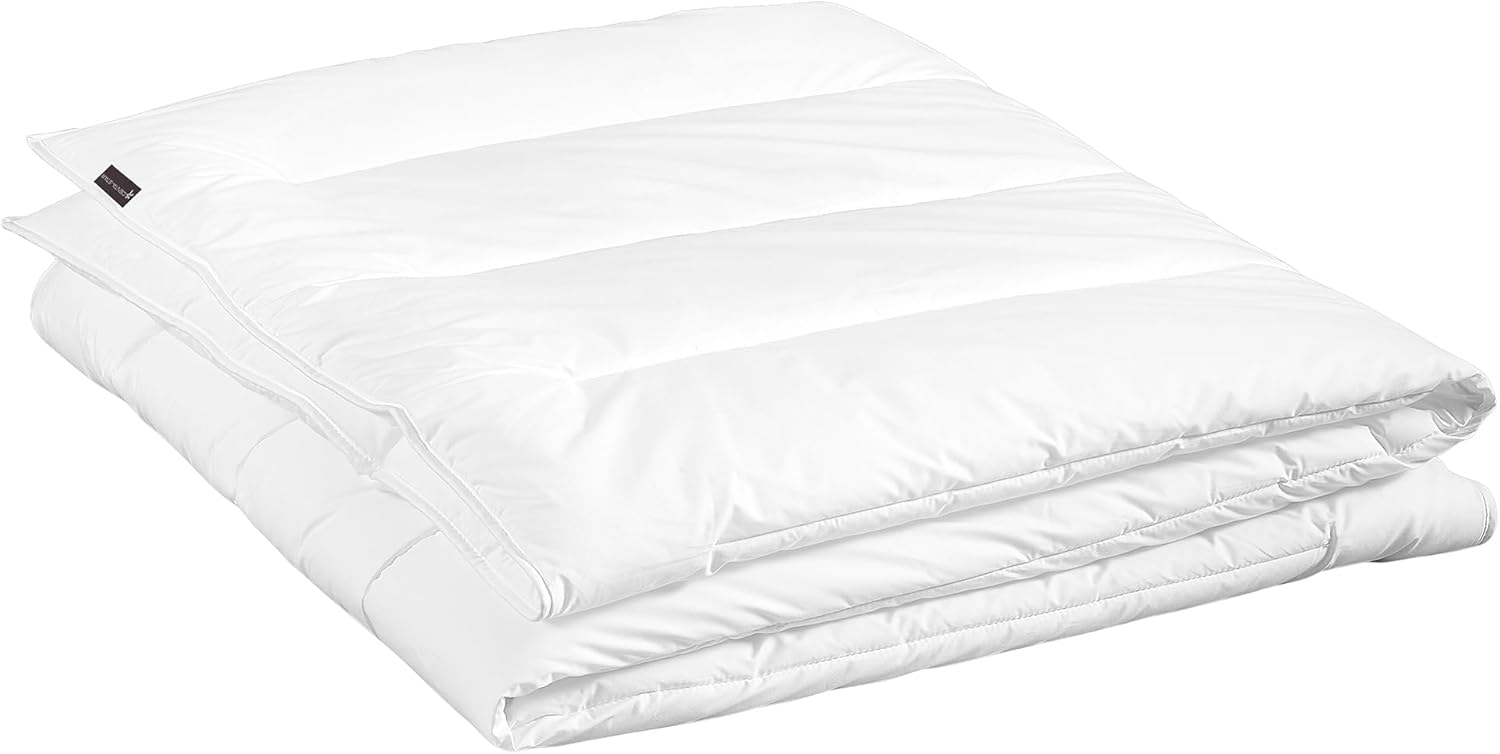 Ganzjahresdecke Centa-Star Vital Plus, 135 x 200 cm, TREVIRA-Superloft Plus Endloshohlfaser, Wärme- und feuchtigkeitsregulierend, Öko-Tex Standard 100 Klasse 1, Längsteppung