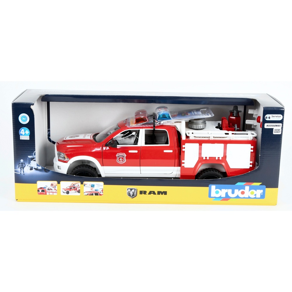 Bruder 1:16 RAM 2500 Feuerwehrwagen mit Licht und Sound