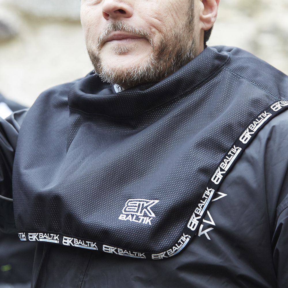 Baltik - Tour de cou plastron Noir