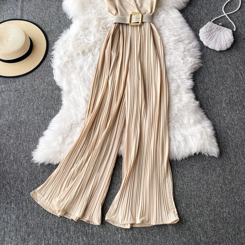 Yearnin - Mouwloze jumpsuit met wijde pijpen en riem
