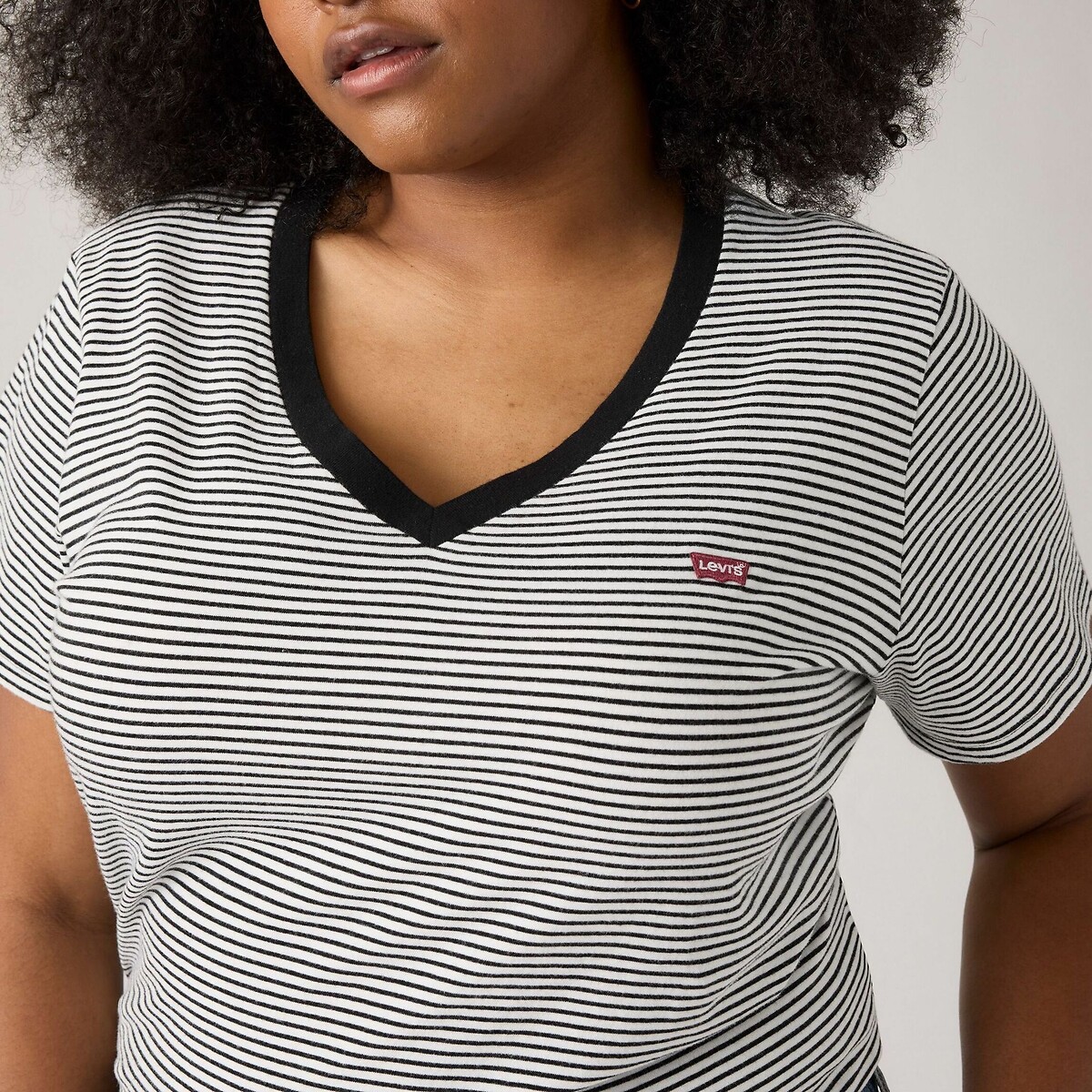 LEVI'S PLUS<br>Camiseta listrada de manga curta com decote em V