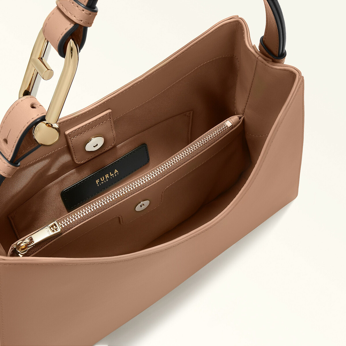 FURLA<br>Bolsa Hobo em couro FURLA NUVOLA L