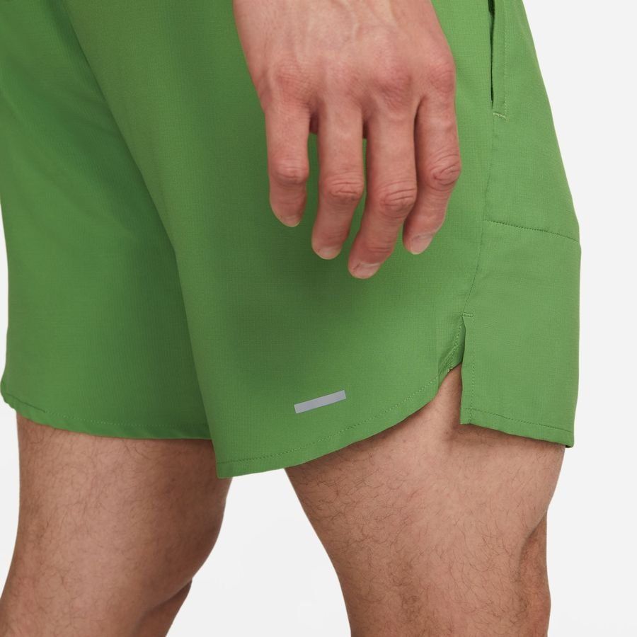 Nike Short Running Dri-FIT Stride 7'' - Vert/Argenté