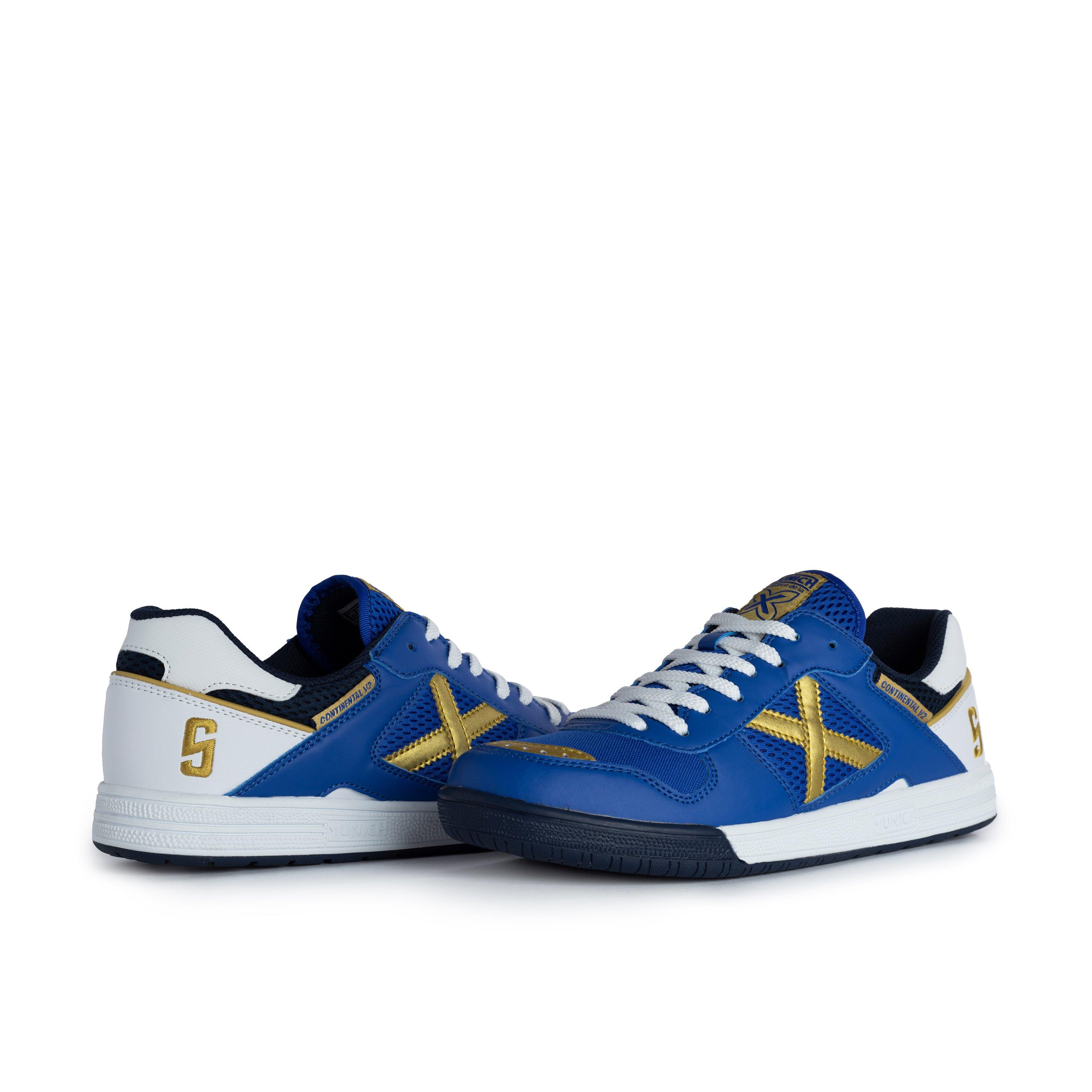 Munich Continental V2 Football Trainers