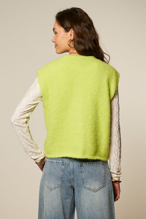Limegroen gilet met fancy knopen