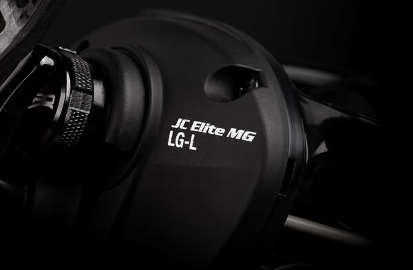 Moulinet casting Spro JC Elite MG Left NG avec bouton violet