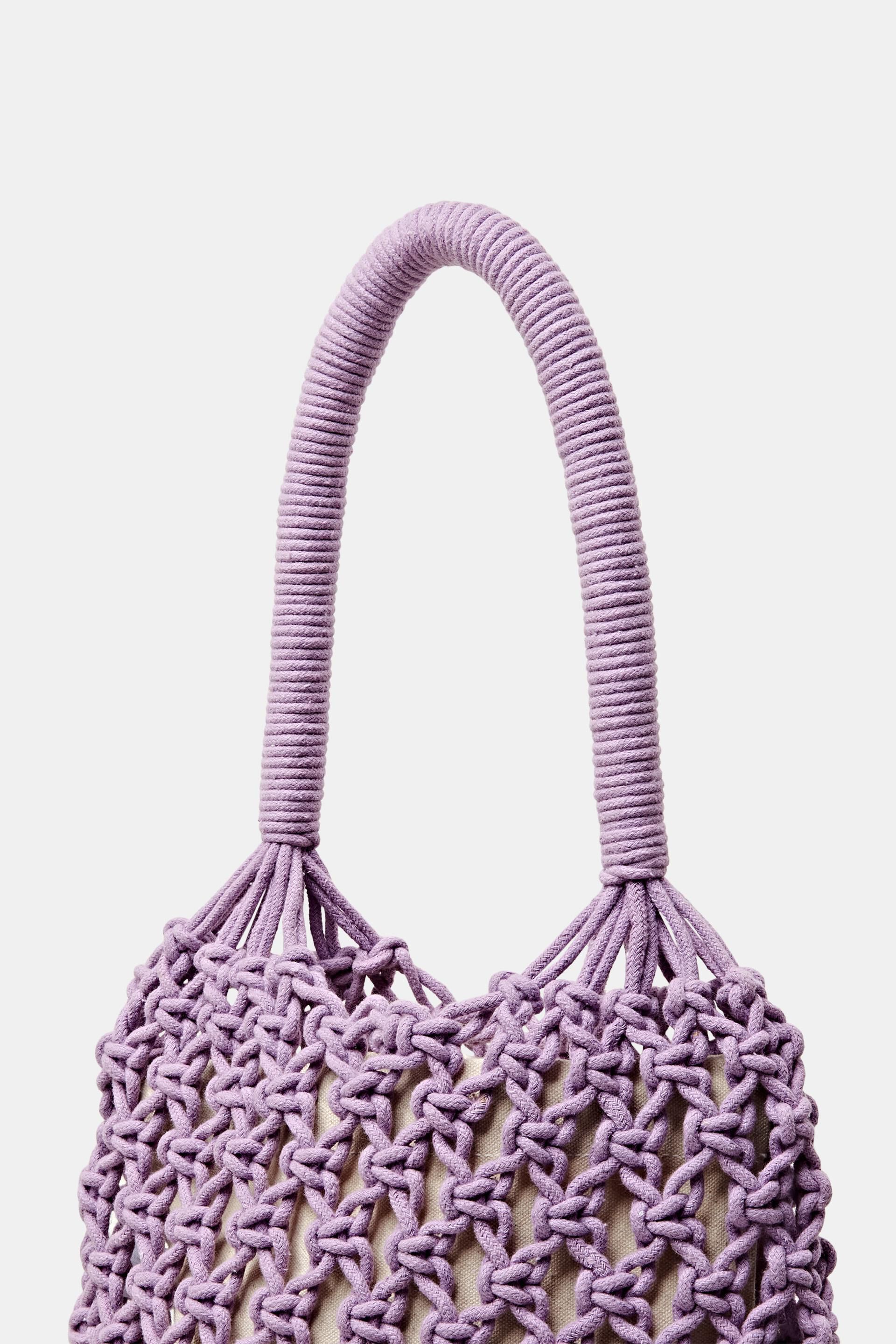 Sac fourre-tout rayé en crochet à pompons