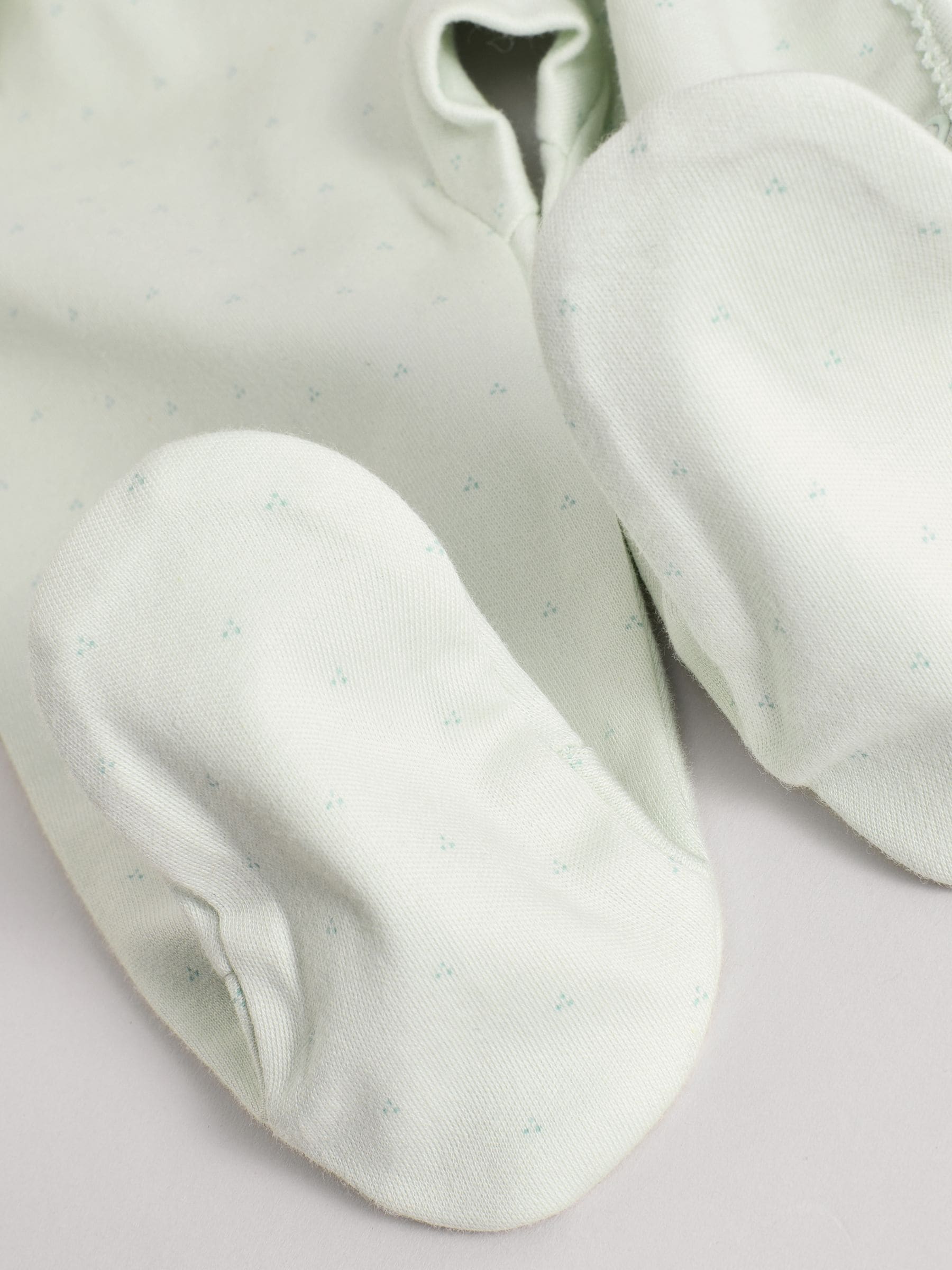 Saliegroene 'Little Sister' - Baby Family 100% katoenen slaappak (0 - 2 jr)