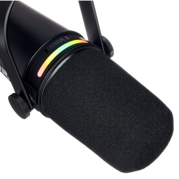Shure MV7 Plus