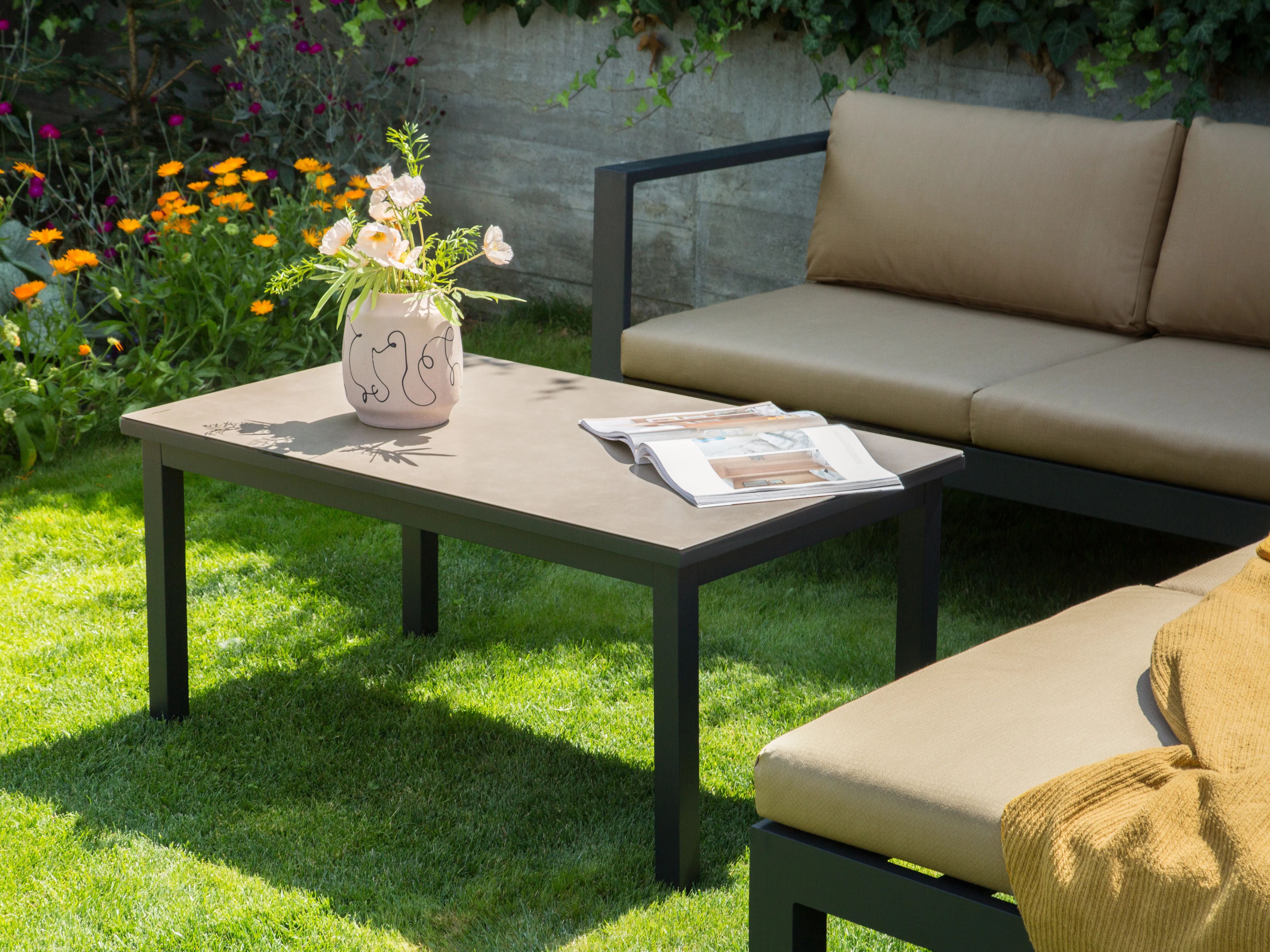 Tuin hoekloungeset met tafel 5-zits MESSINA linkszijdig Metaal Zandbeige